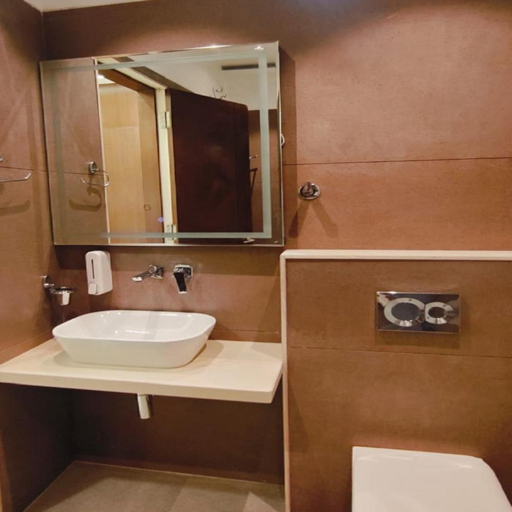The Meera Hotel Ujjain Zewnętrze zdjęcie